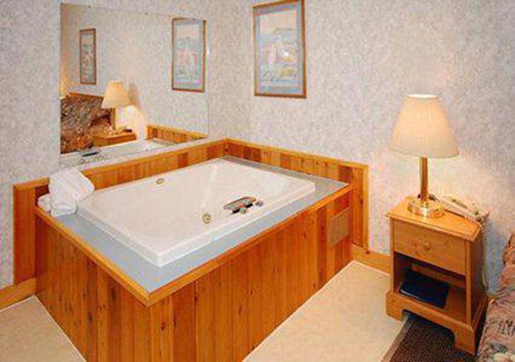The Pinewood Lodge Au Gres Habitación foto
